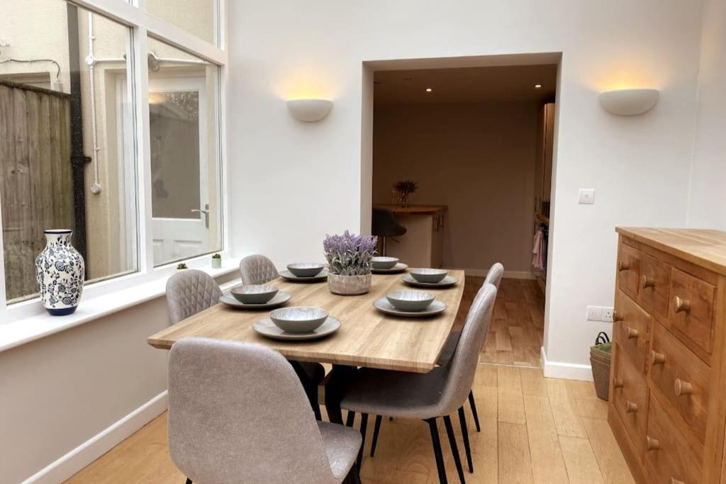 3Bed House With Parking Short Walk To Bath Centre Exterior foto